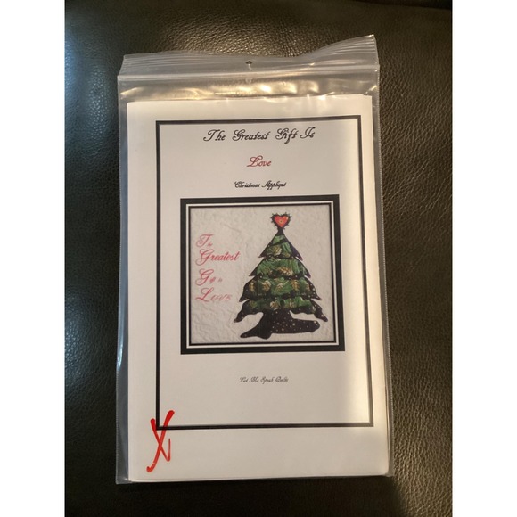 Christmas Let Me Speak quilt pattern - The Greatest Gift is Love - Picture 2 of 3